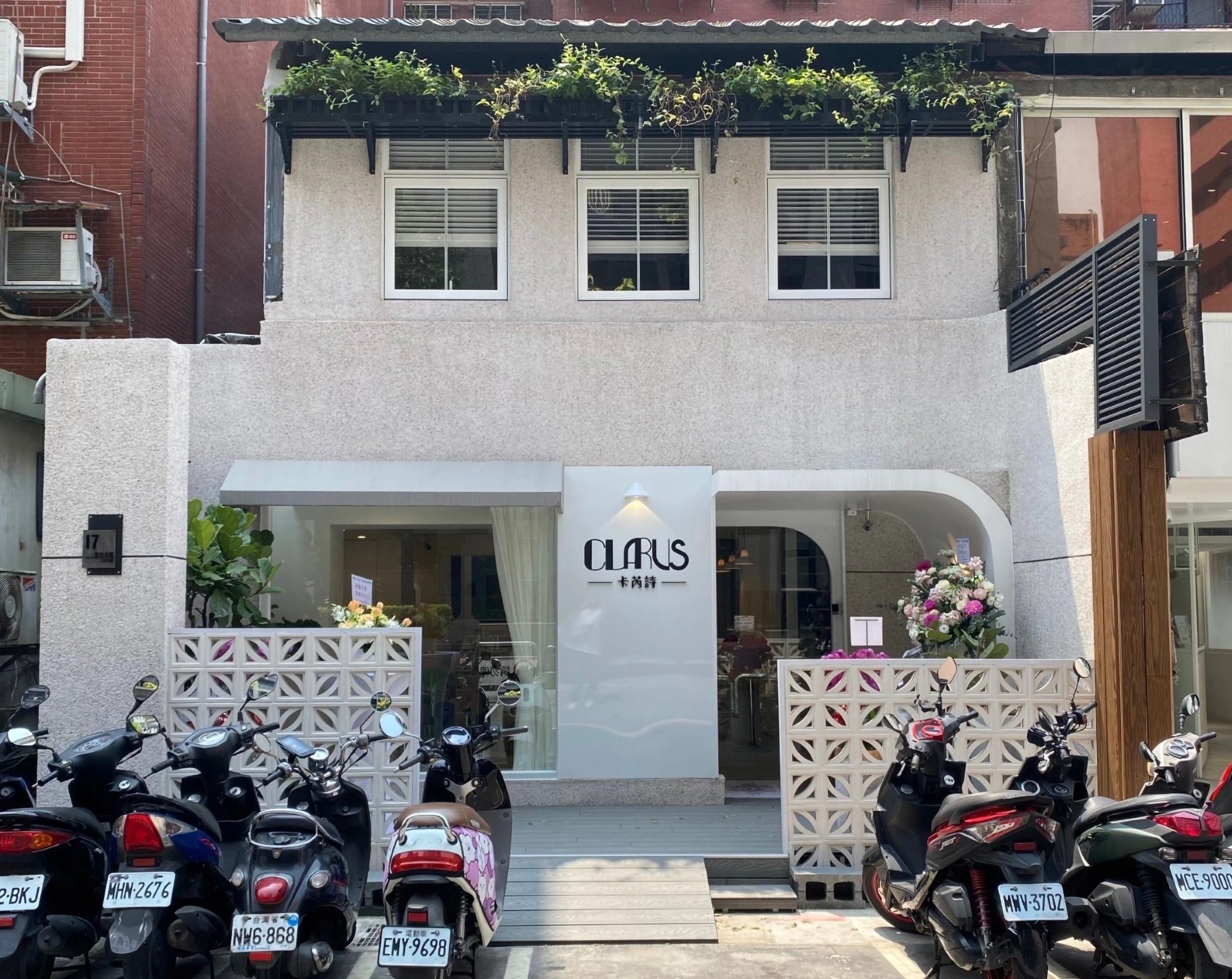 Coolicon-Lighting-Old-House-7