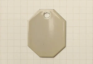 A Vitreous Enamel Classic Cream colour swatch from Coolicon Lighting.