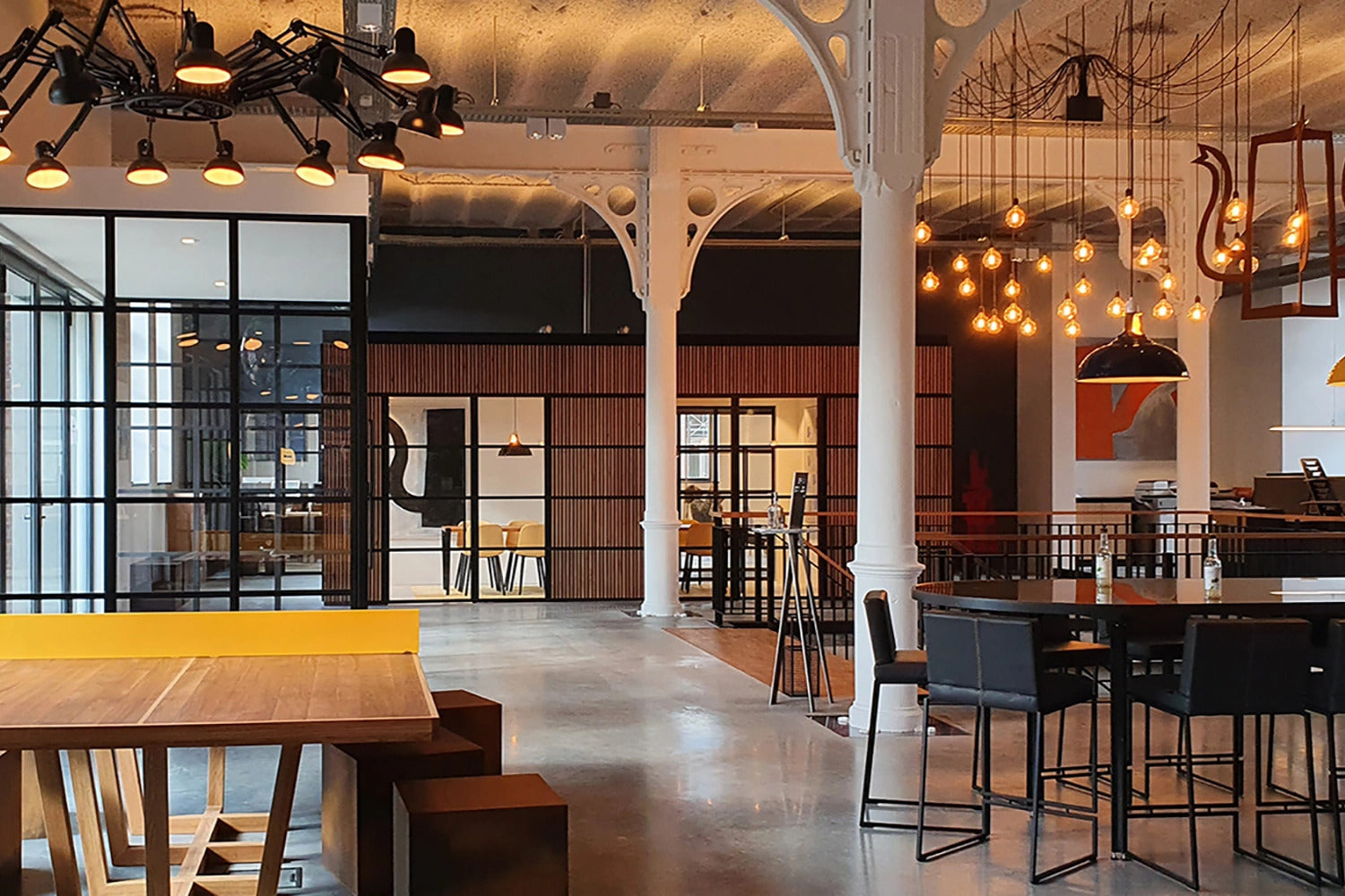 Coolicon-Lighting-House-of-Dialogue-4