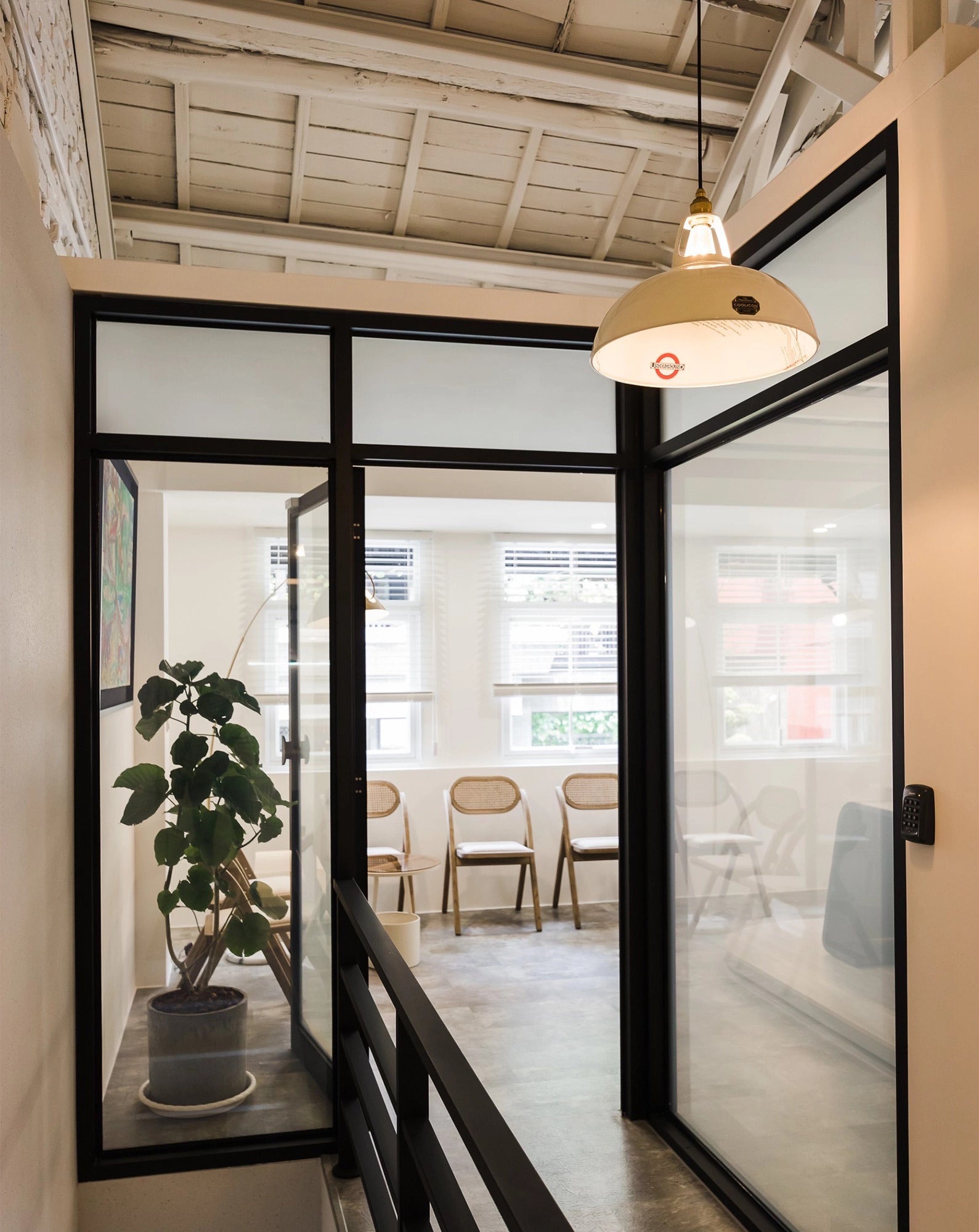 Coolicon-Lighting-Old-House-1