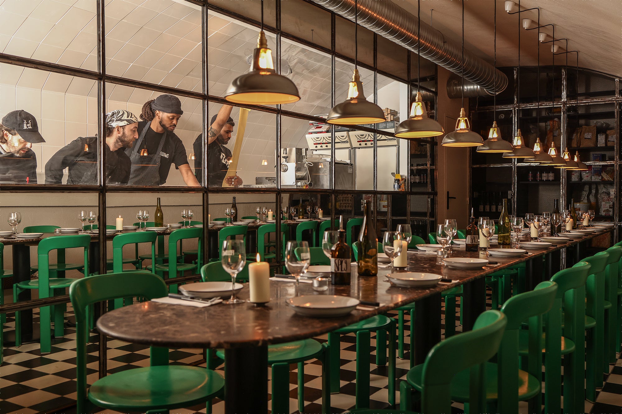 Coolicon-Lighting-Fellows-Restaurant-2