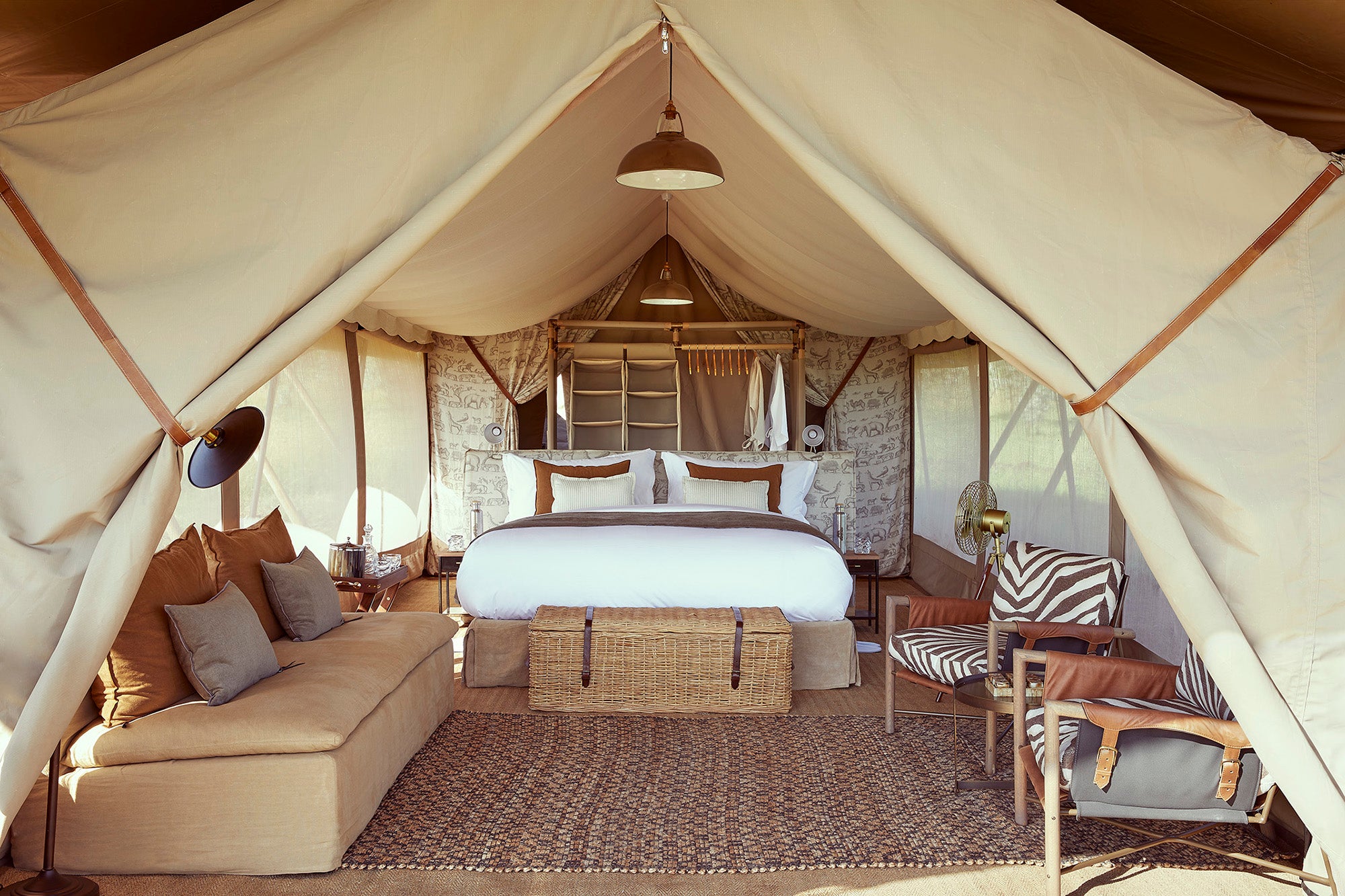 Coolicon-Lighting-Laba-Laba-1